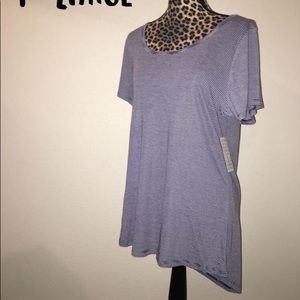 Lularoe Classic Tee
